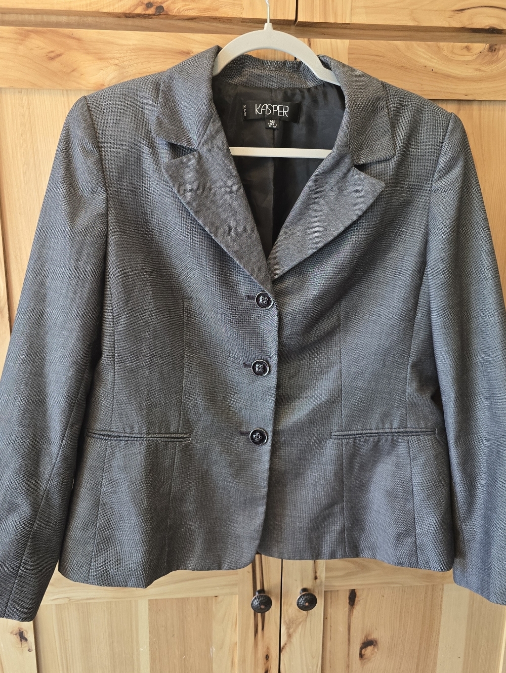 Kasper Women's Gray Three-Button Blazer Size 12 Petite